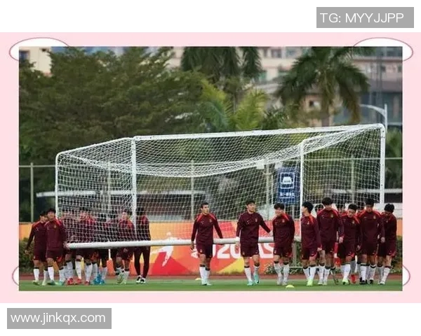 土伦杯国奥队迎战法国队全力争胜展现青春风采